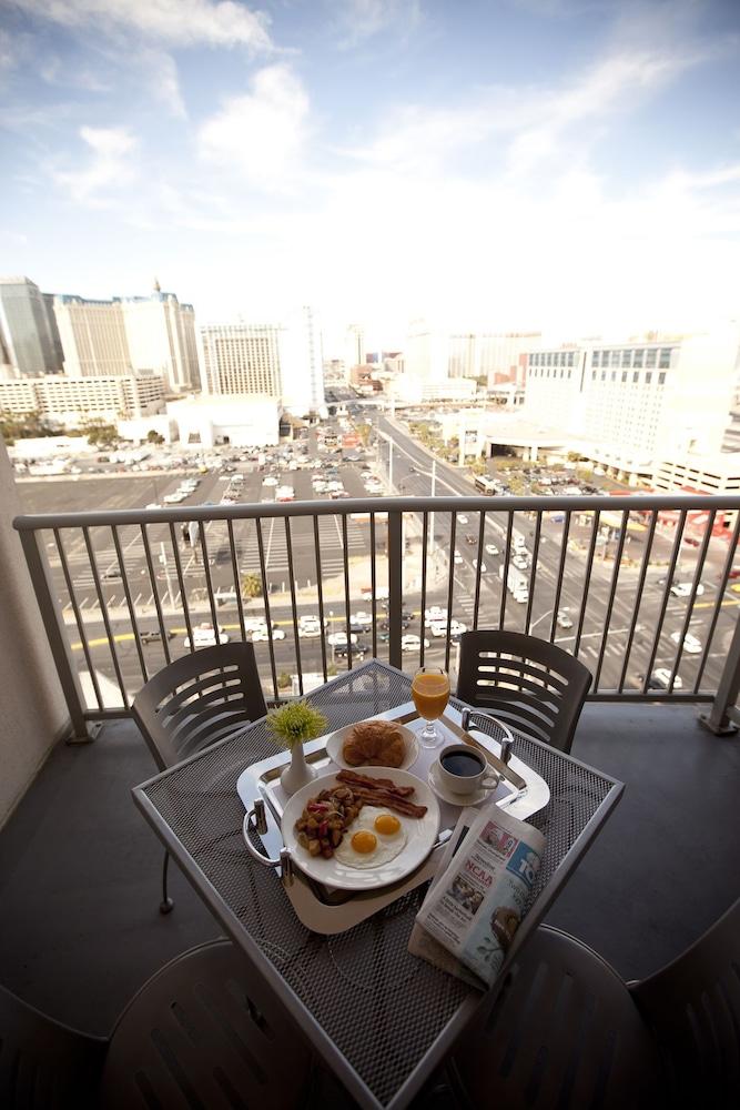 The Platinum Hotel photo 59