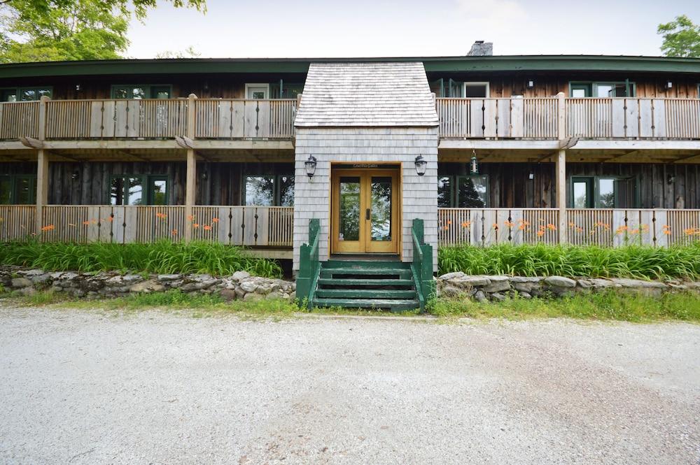 Lotus Mountain Retreat photo 46