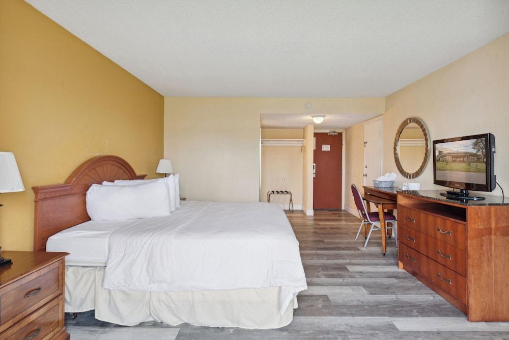 Miami Suites Hotel photo 19