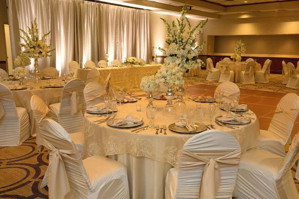 DoubleTree by Hilton Dayton Fairborn photo 34