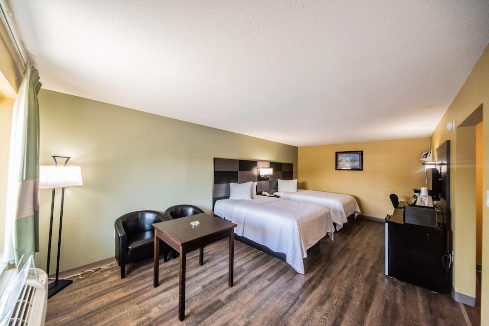 Relax Inn & Suites photo 28