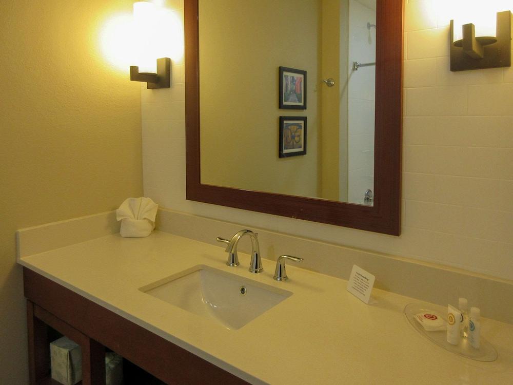 Comfort Suites Summerville photo 16