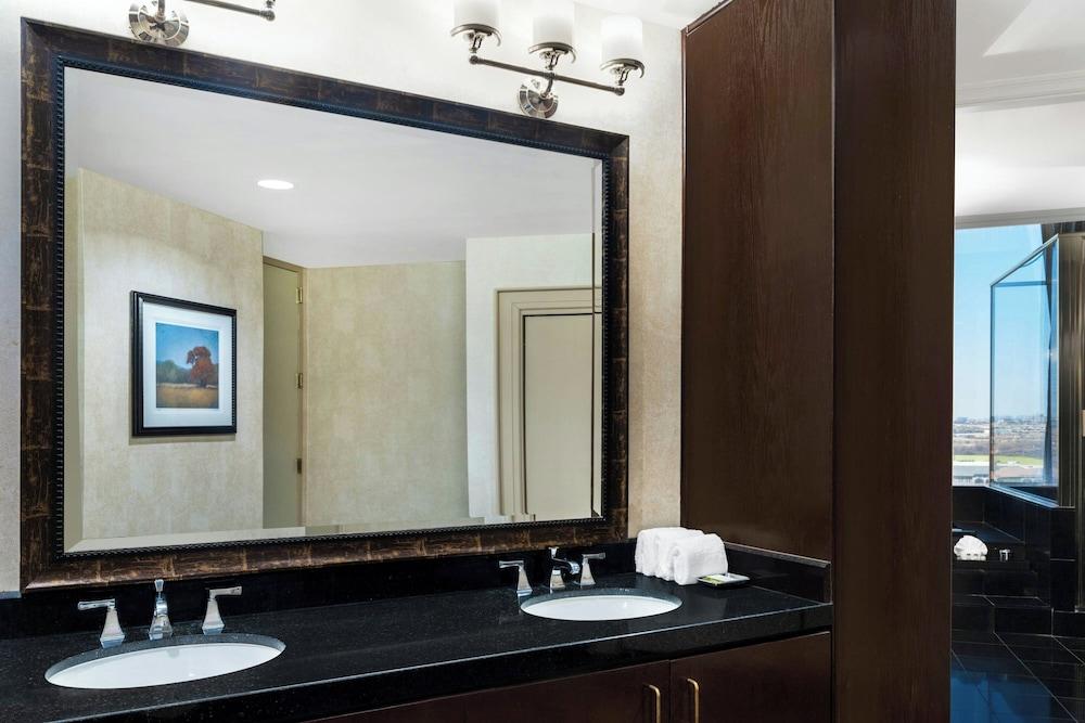 Renaissance Dallas North Hotel photo 15