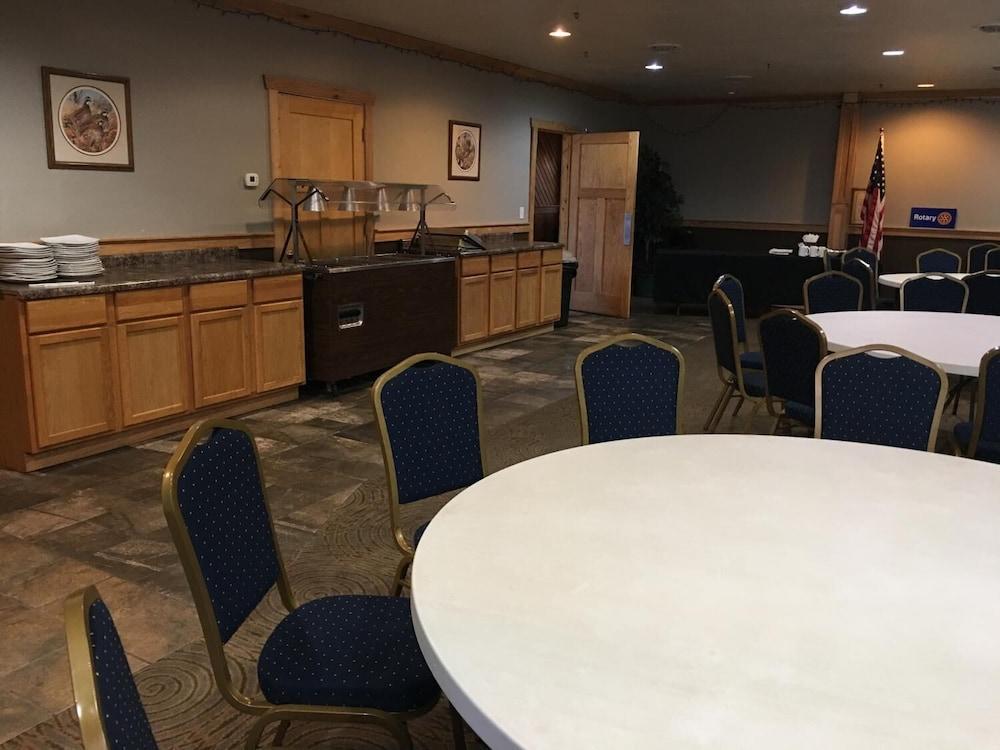 Southfork Motel and Grill photo 17
