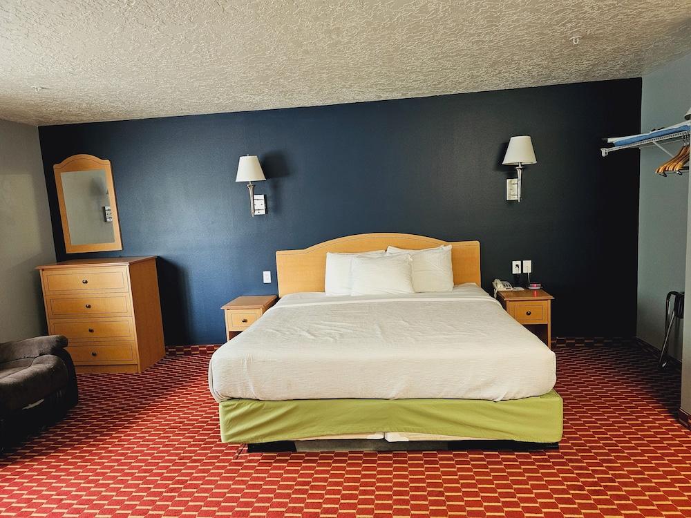 Executive Inn and Suites Extended Stay in Vernal photo 8