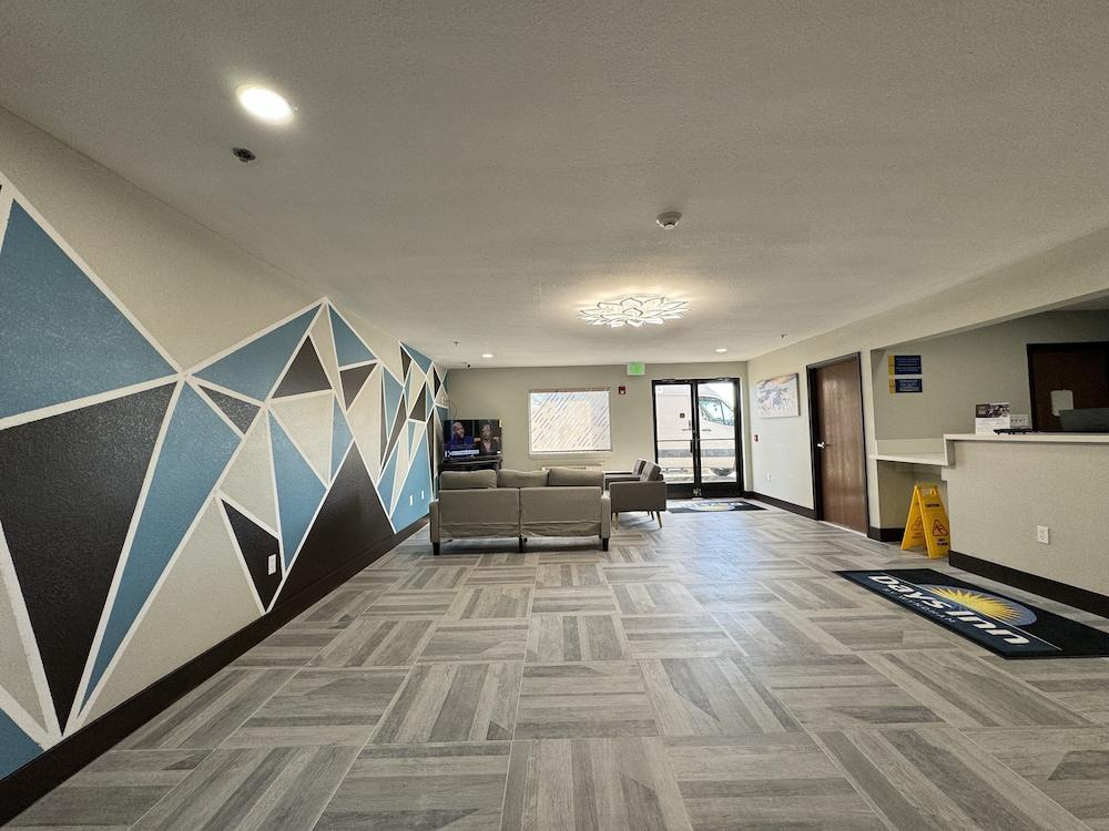 Days Inn by Wyndham Washington Court House photo 2