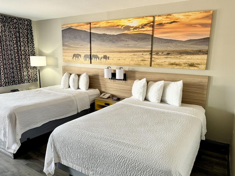 Days Inn by Wyndham Van Horn TX photo 6
