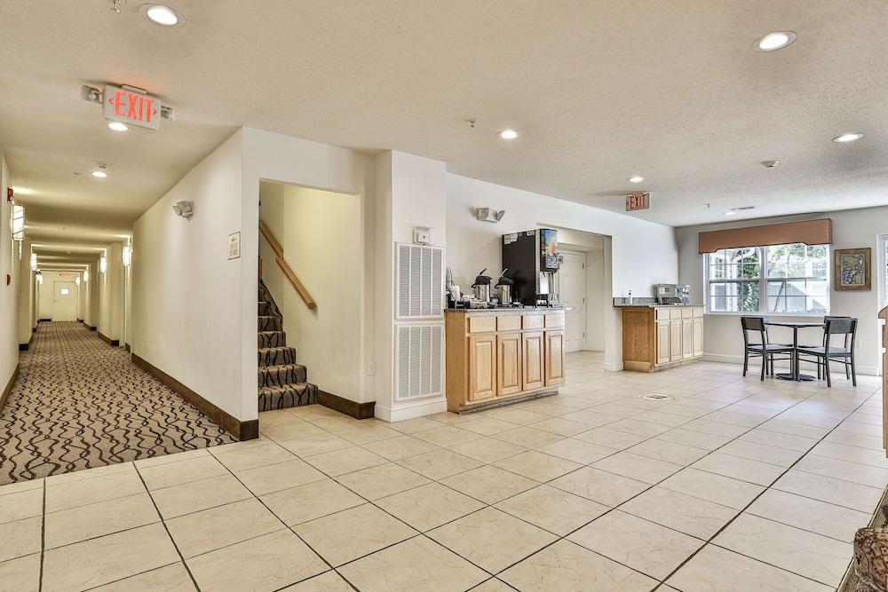 Best Western Mountain View Inn photo 27