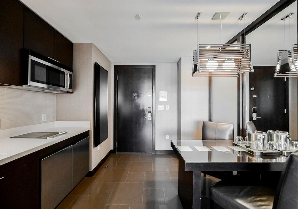 StripViewSuites at Vdara photo 46