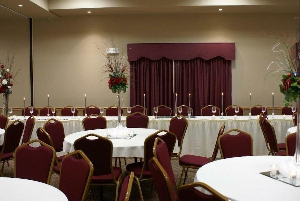Fossil Creek Hotel And Suites photo 23