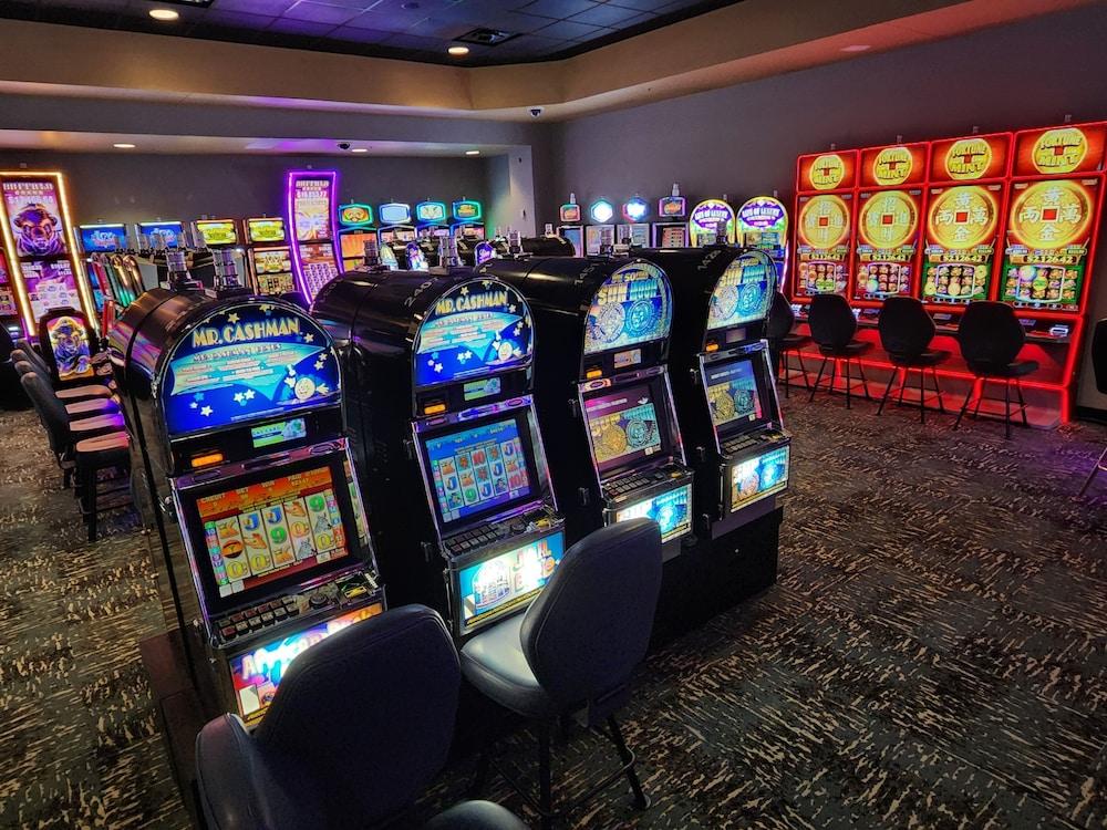 Wild Rose Casino & Hotel Emmetsburg photo 3