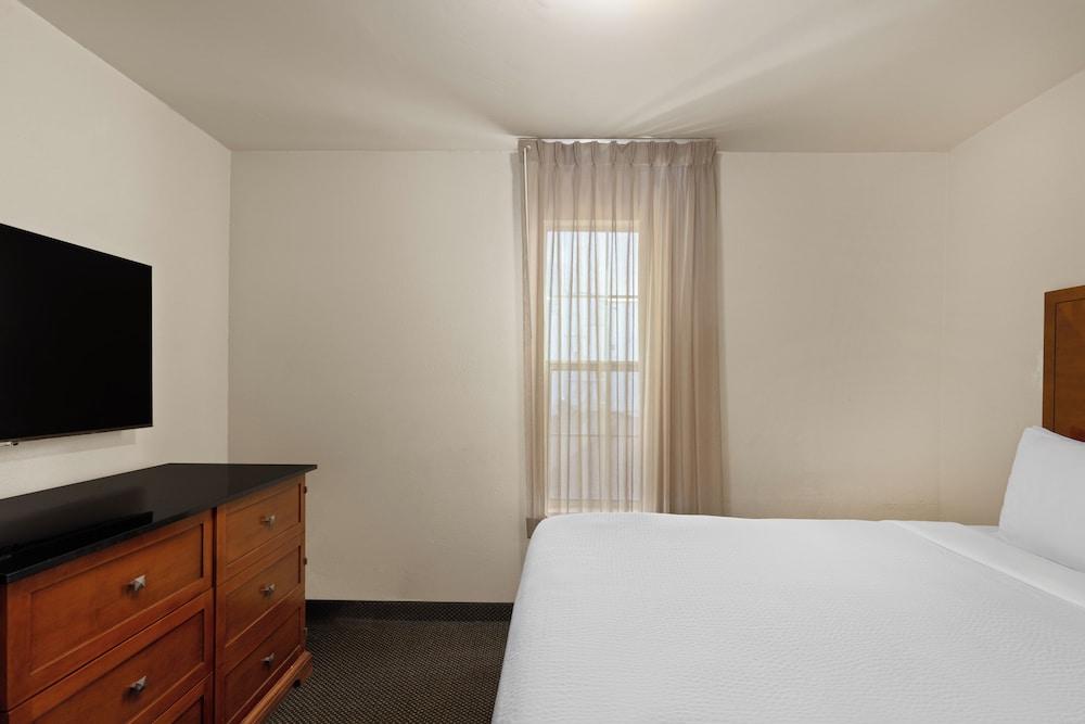 Historic Coronado Motor Hotel by OYO photo 19