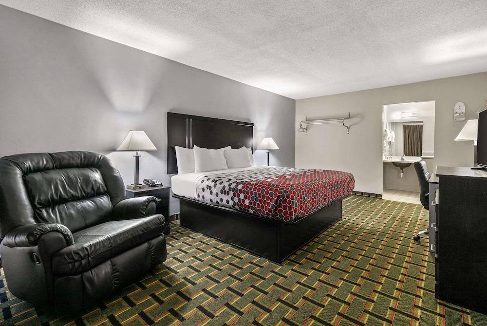 Econo Lodge Clemson - University Area photo 27