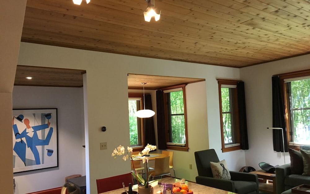 Coast Cabins photo 19