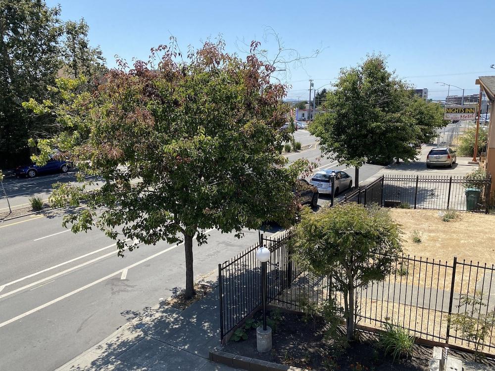 Bayview Motel photo 20