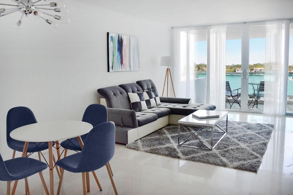 Seacoast Suites on Miami Beach photo 3