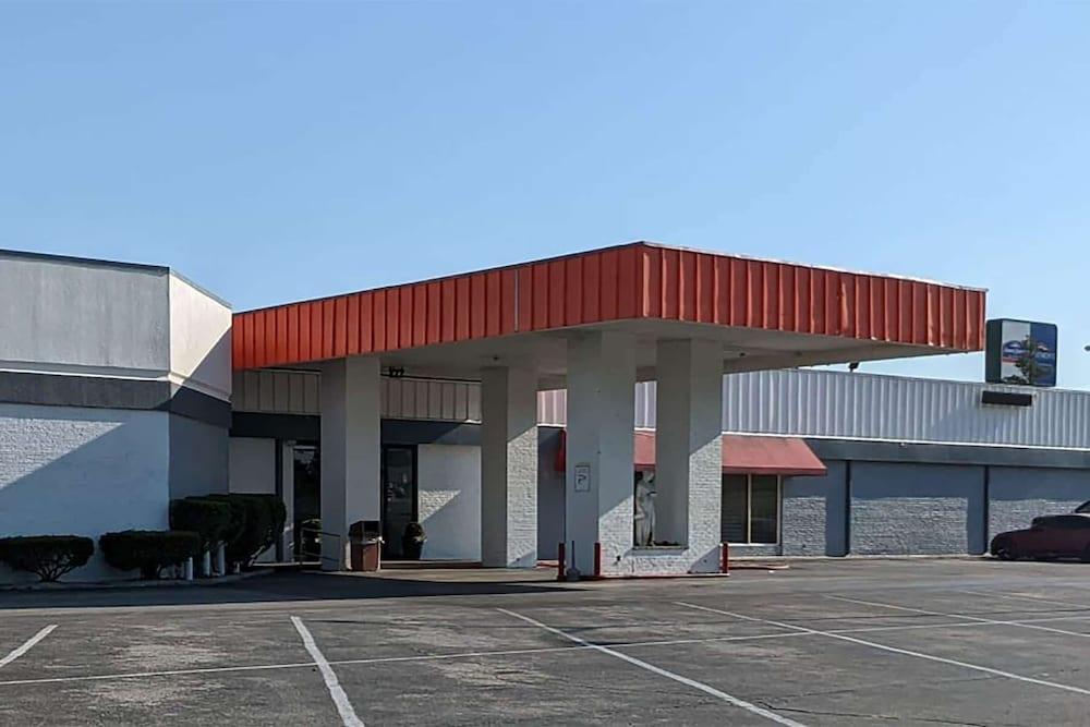 Howard Johnson BY Wyndham Hannibal — hotel in Hannibal