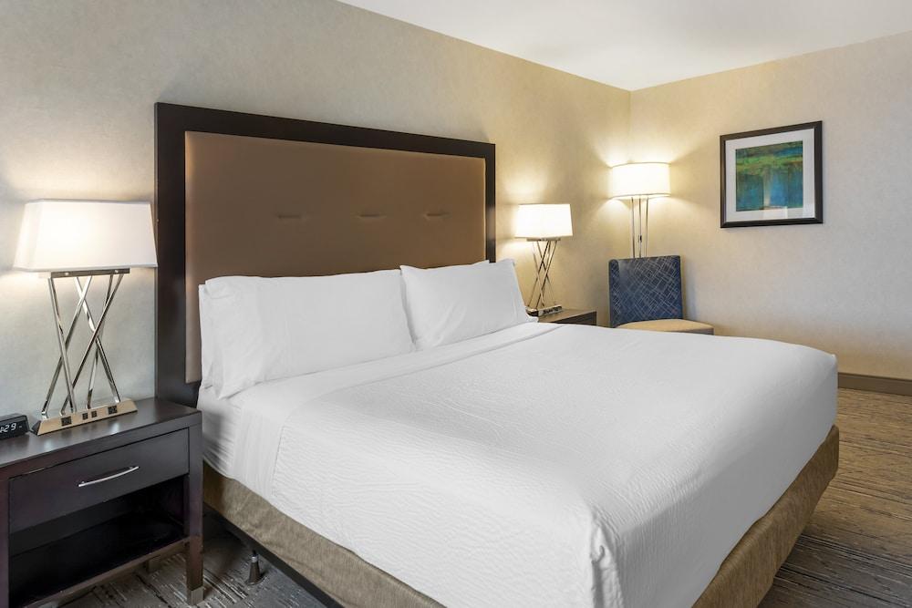 Holiday Inn Express San Bernardino - Colton by IHG photo 10