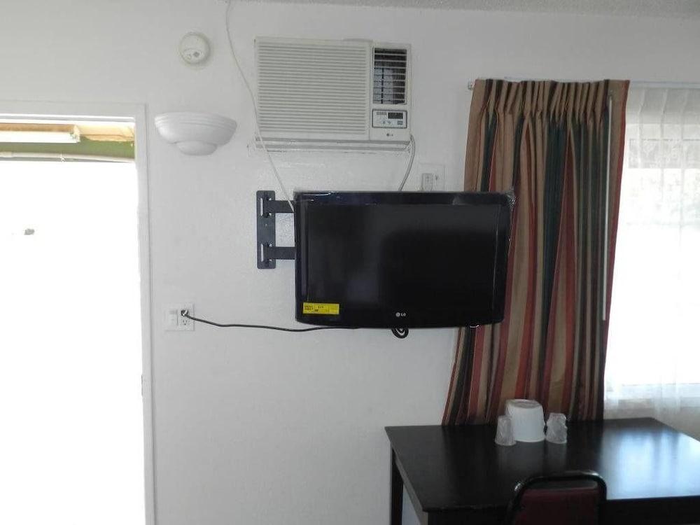 Starlite Motel photo 25