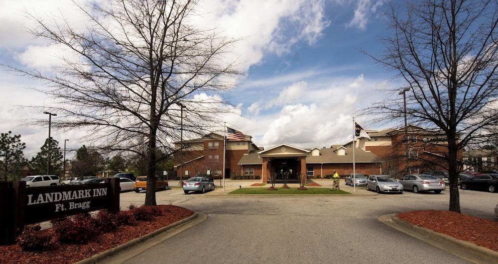Landmark Inn Fort Liberty photo 25