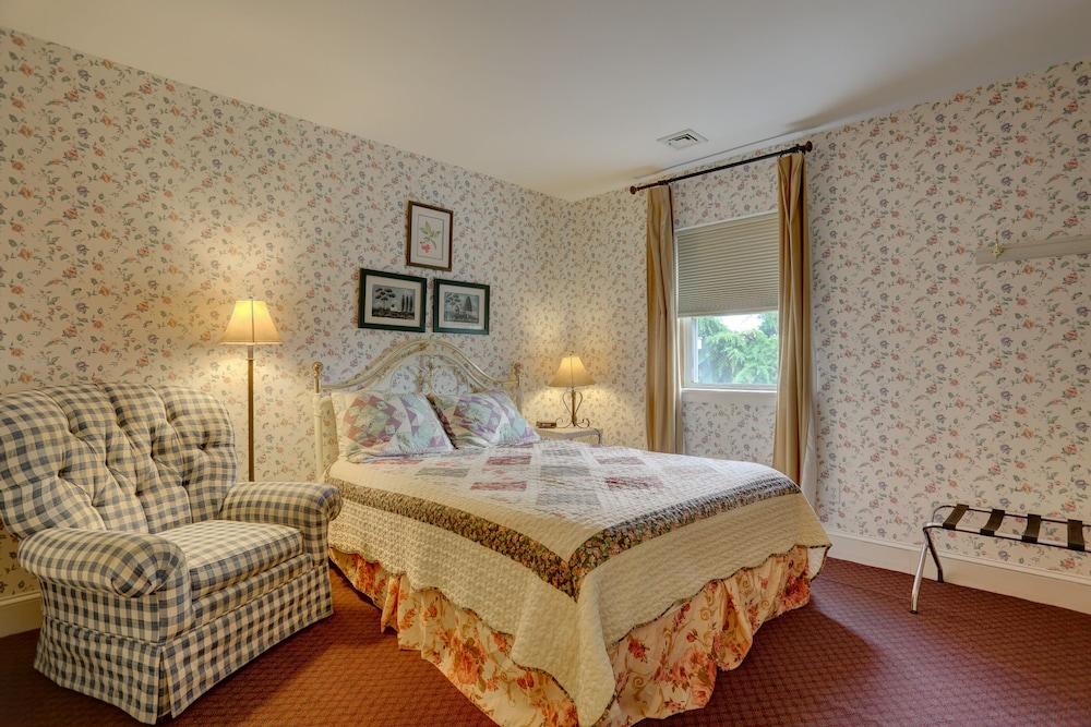 Greystone Manor Bed & Breakfast photo 6