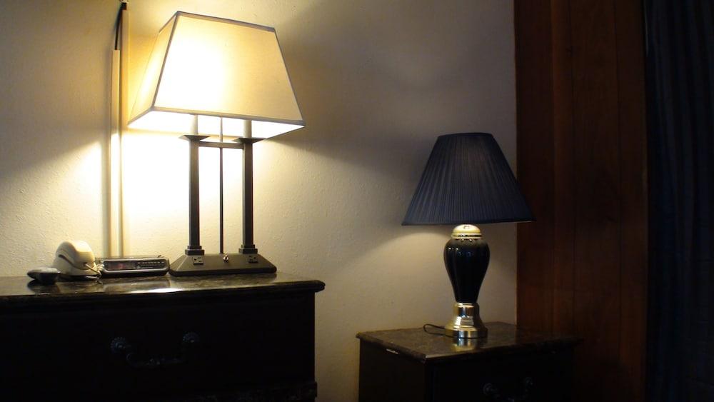 Schuyler Inn photo 7