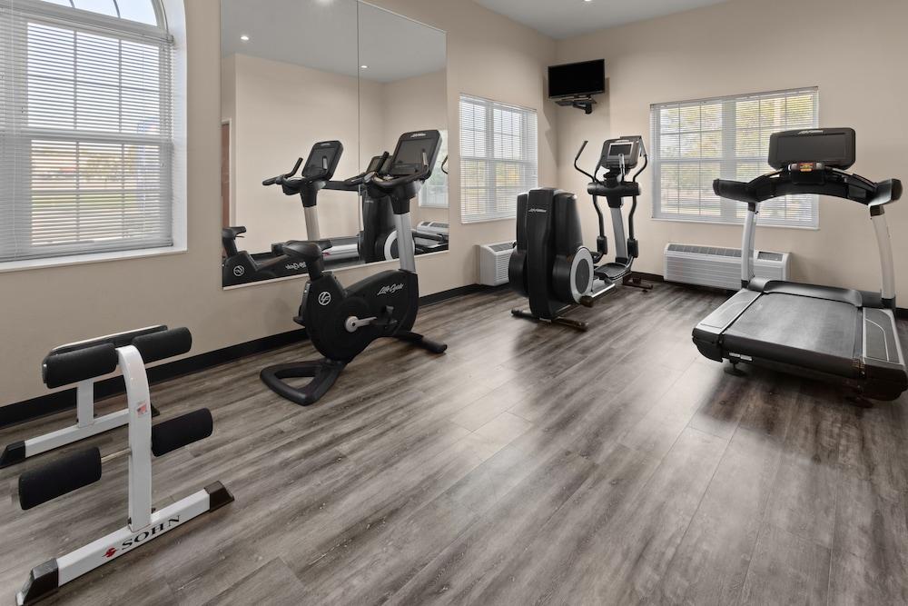 Americas Best Value Inn & Suites Racine photo 32