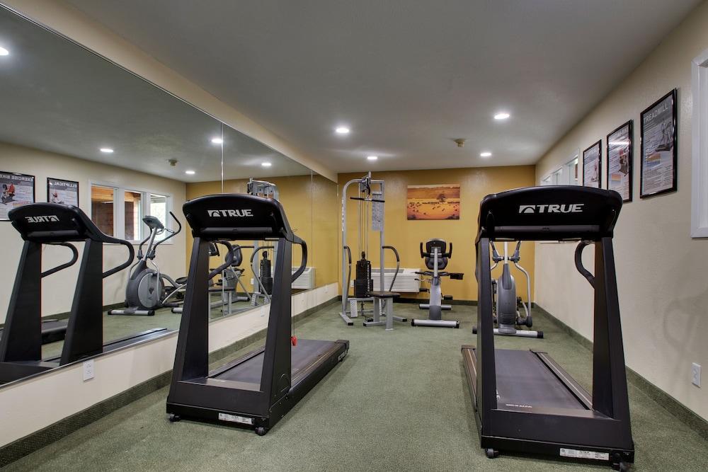 EverSpring Inn & Suites photo 31