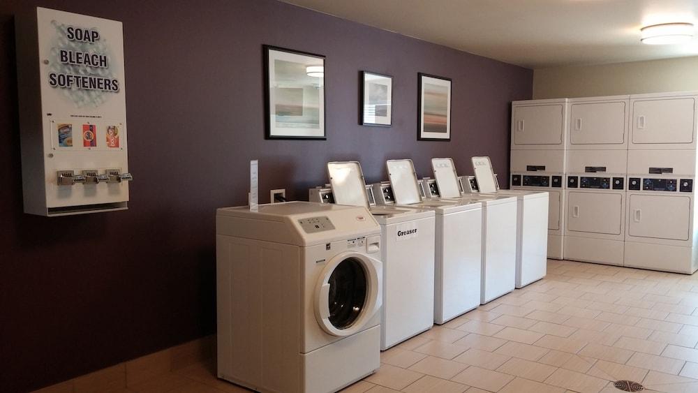 Ledgestone Suites Hotel Vernal photo 24