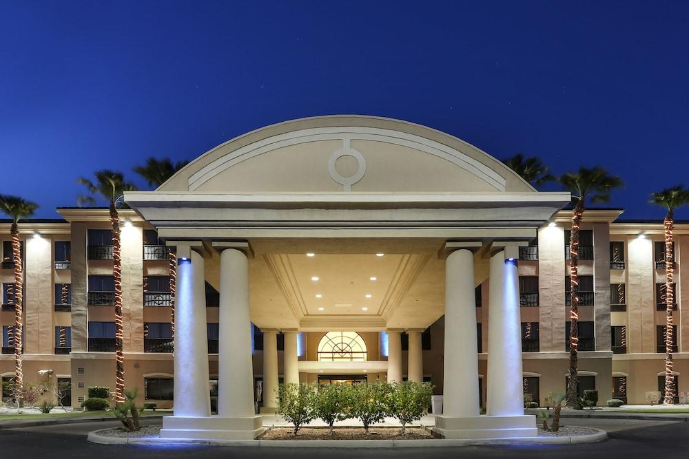 Holiday Inn Express & Suites Yuma by IHG photo 38