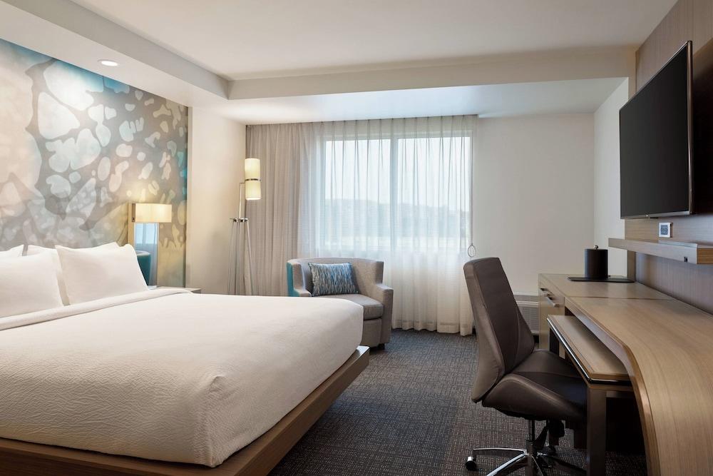 Courtyard by Marriott Denver Aurora photo 7