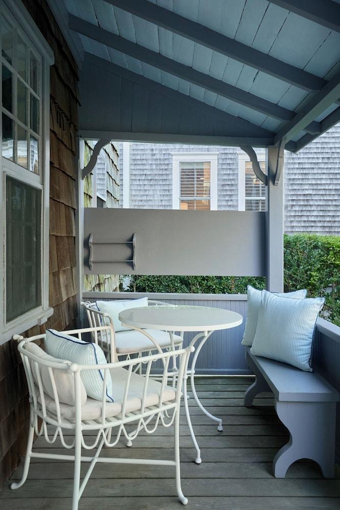 Sawyer House photo 9