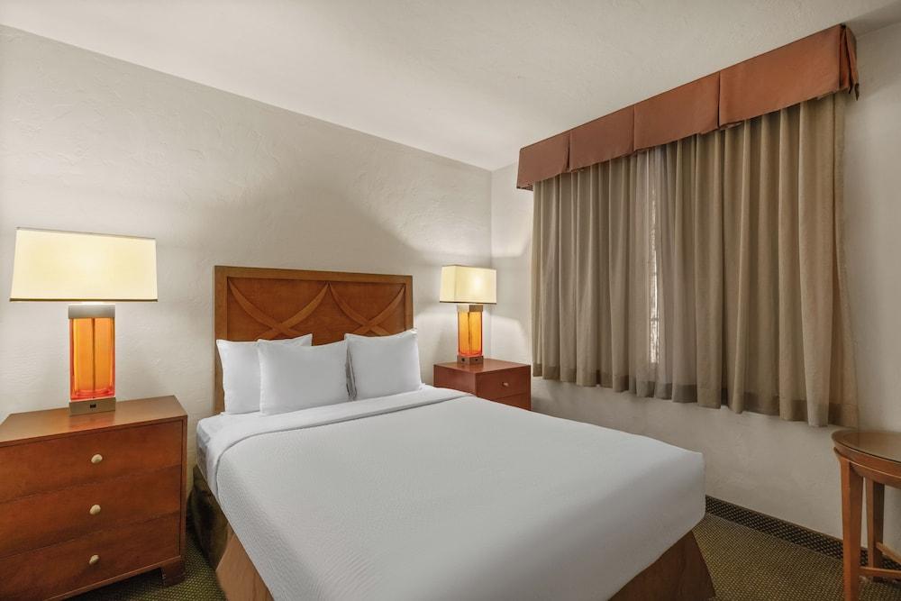 Historic Coronado Motor Hotel by OYO photo 24