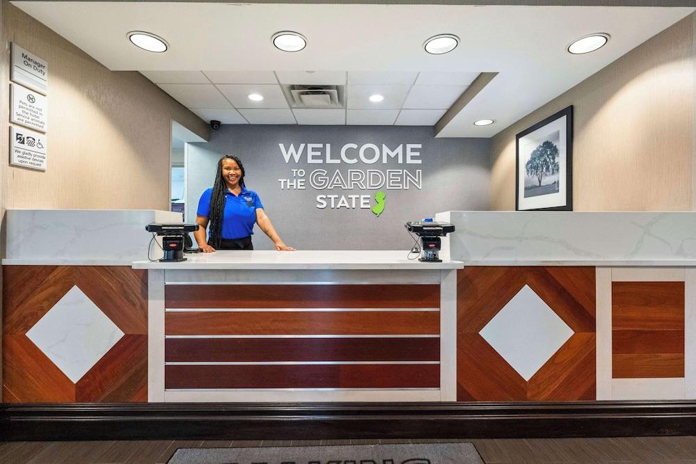 Hampton Inn Ridgefield Park photo 15