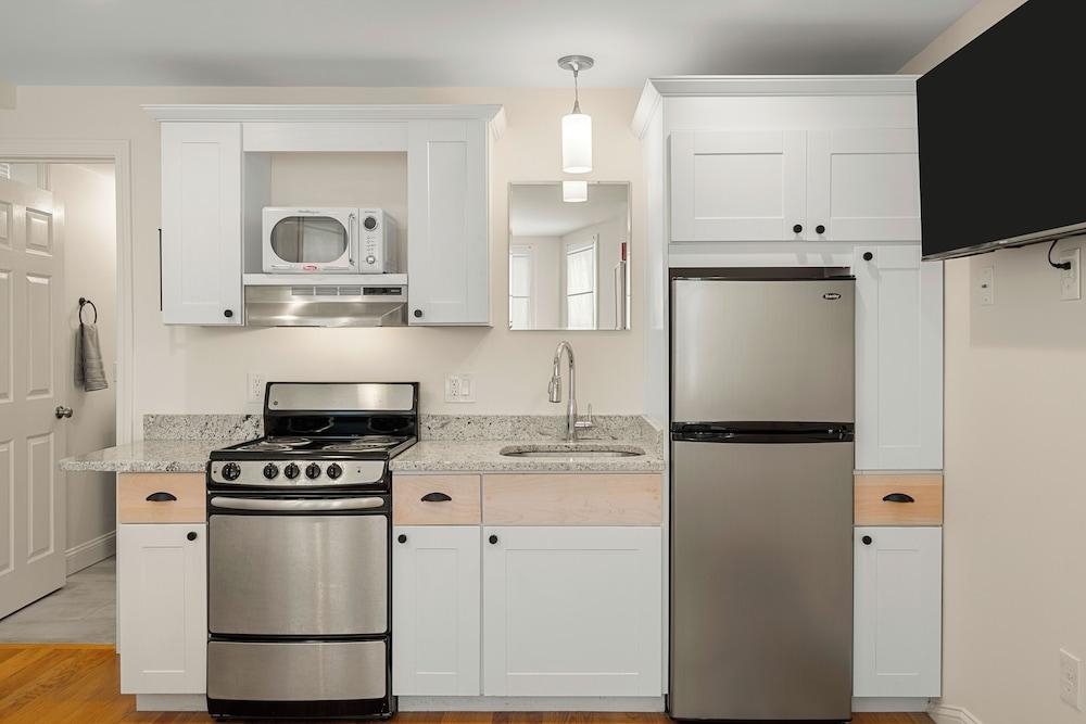 Hygge House Suites photo 35
