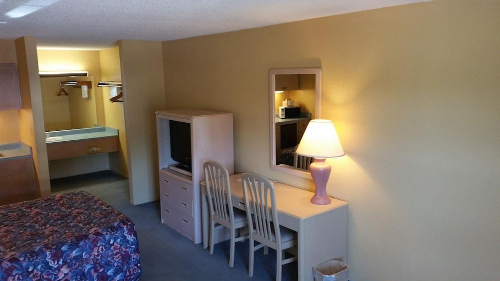 Victorian Inn photo 29