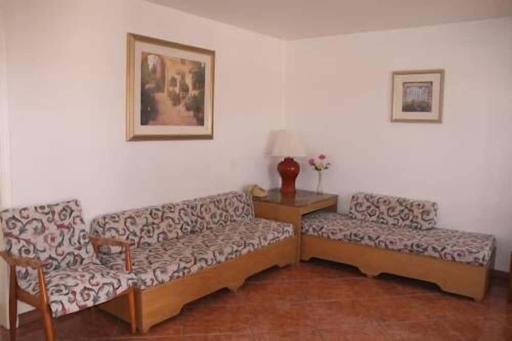 Lago Mar Motel and Apartments photo 18
