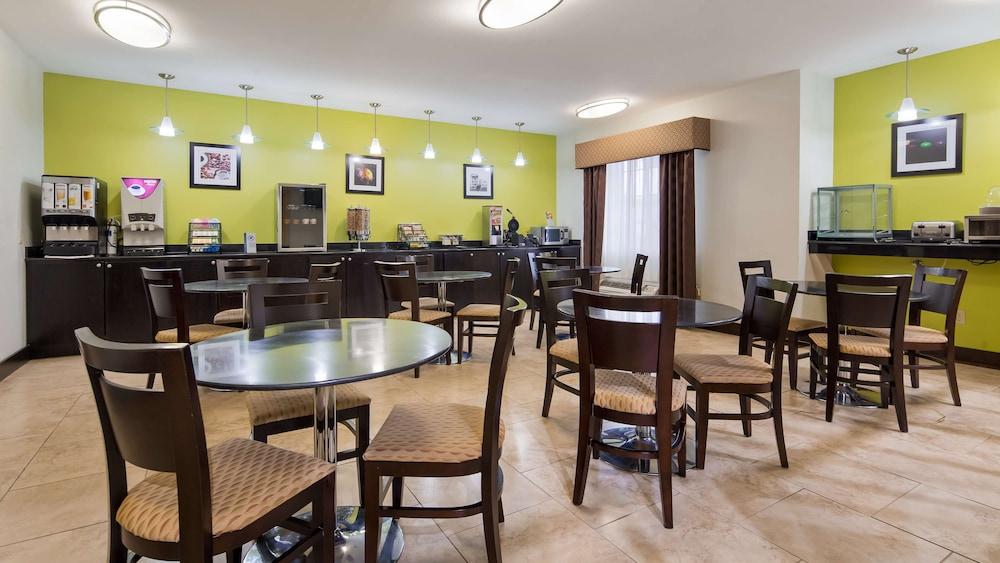 Best Western Plus Deridder Inn & Suites photo 45