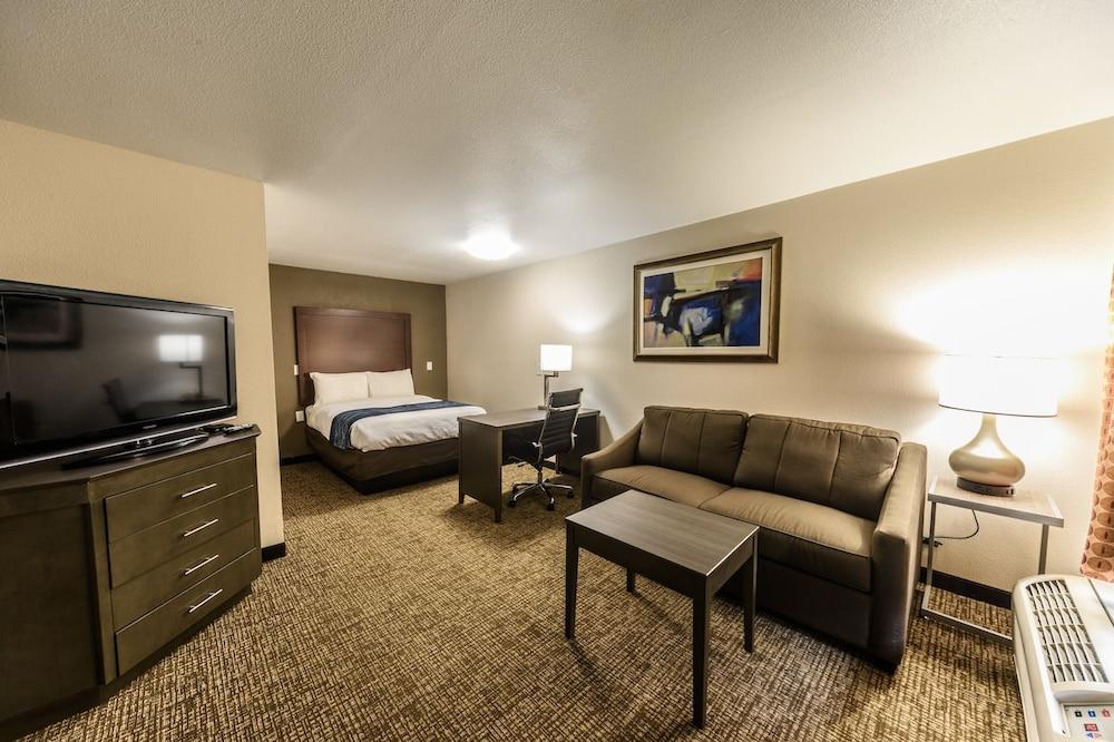 Richland Inn Lawrenceburg photo 26