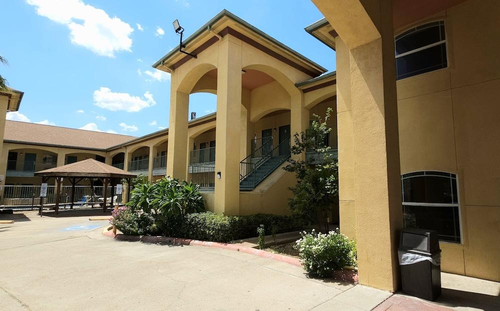 Texas Inn and Suites RGV photo 63