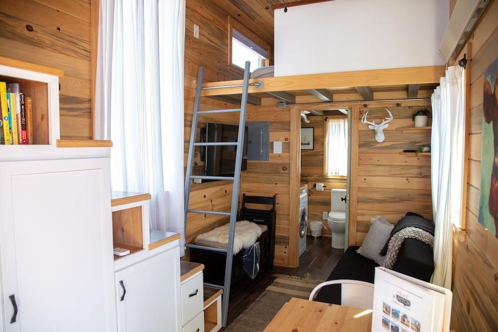 Trail and Hitch Tiny Home Hotel and RV photo 20