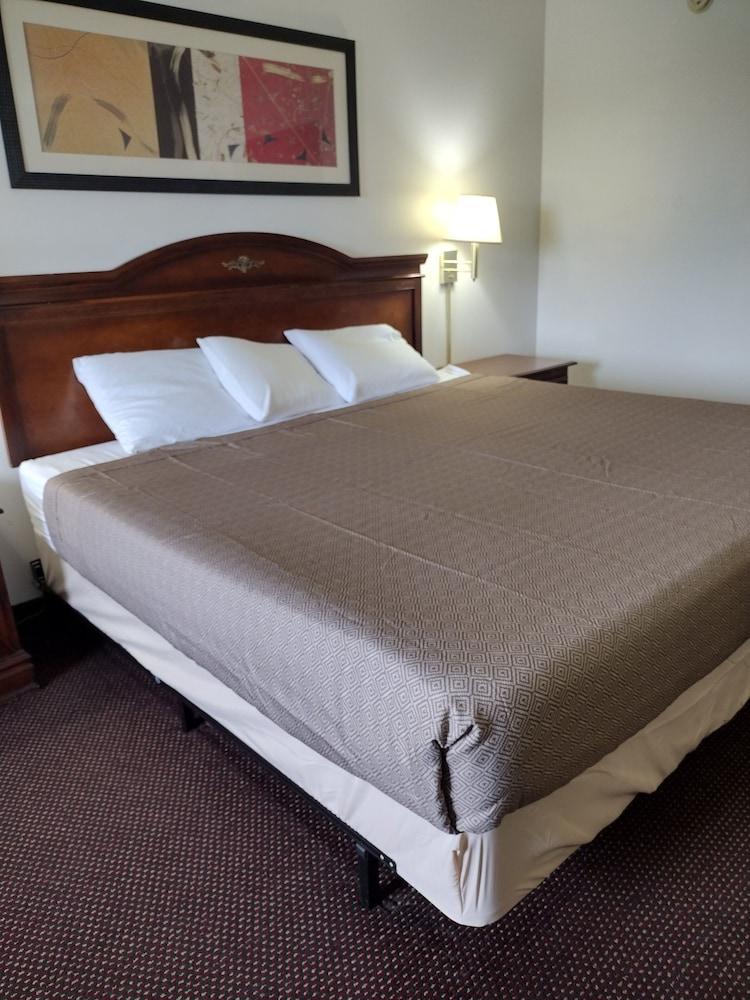 Hoosier Inn photo 15
