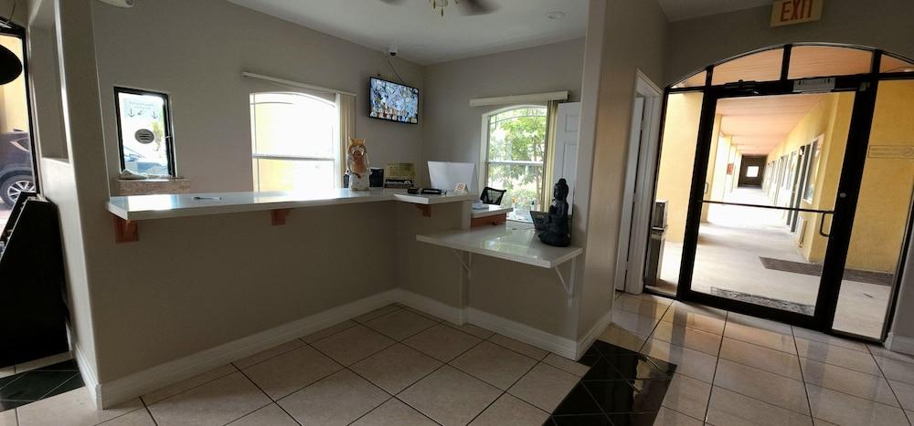 Texas Inn and Suites RGV photo 35