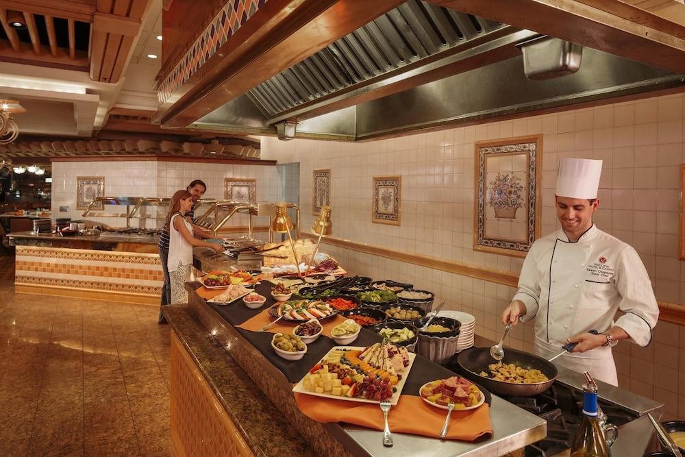 Maverick Hotel and Casino by Red Lion Hotels photo 65
