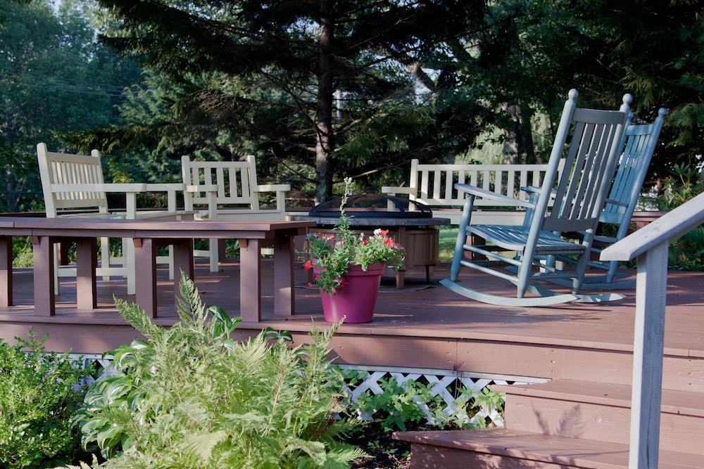 Mount Battie Inn photo 17