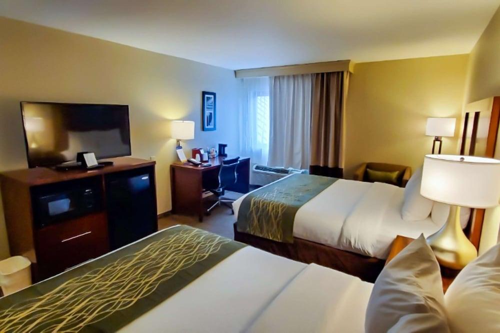 Comfort Inn Oxon Hill - National Harbor photo 21