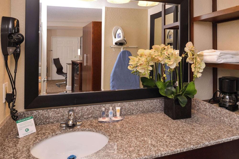 Rancho Cordova Inn photo 23