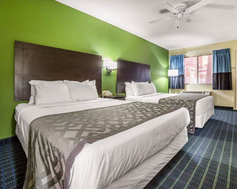 Rodeway Inn & Suites Needles photo 15