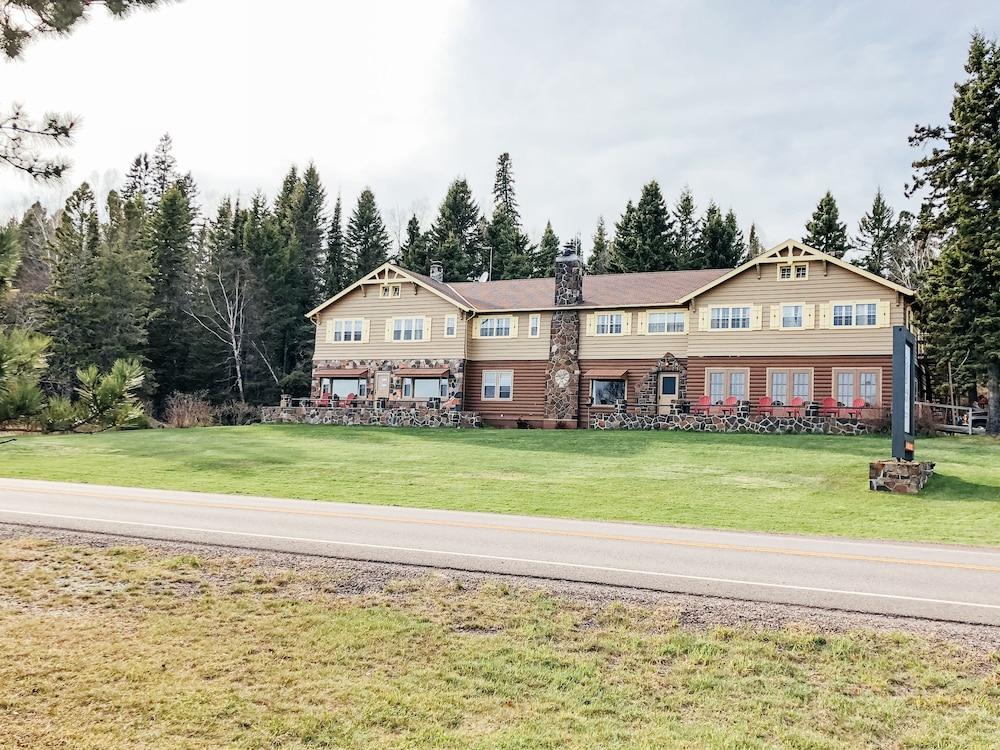 Cascade Lodge photo 13