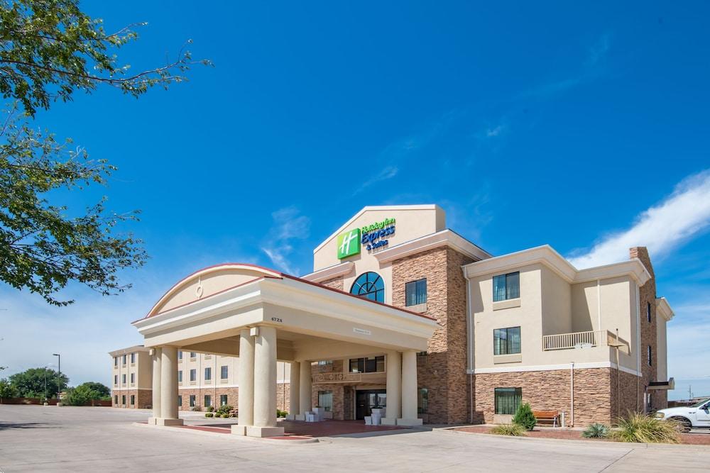 Holiday Inn Express Hotel & Suites Clovis by IHG photo 47